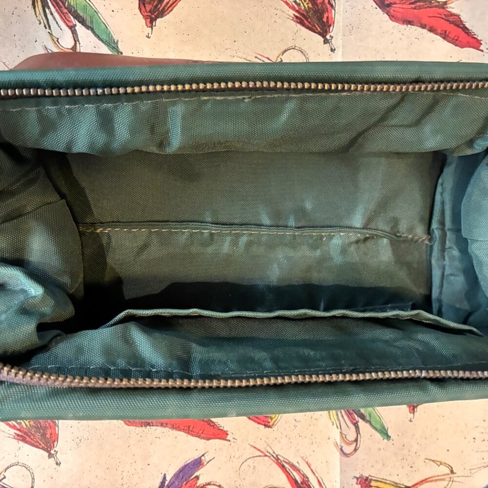 Vintage Orvis canvas and leather toiletry bag - Picture 8 of 11
